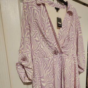 Torrid size 2 purple and white dress NWT